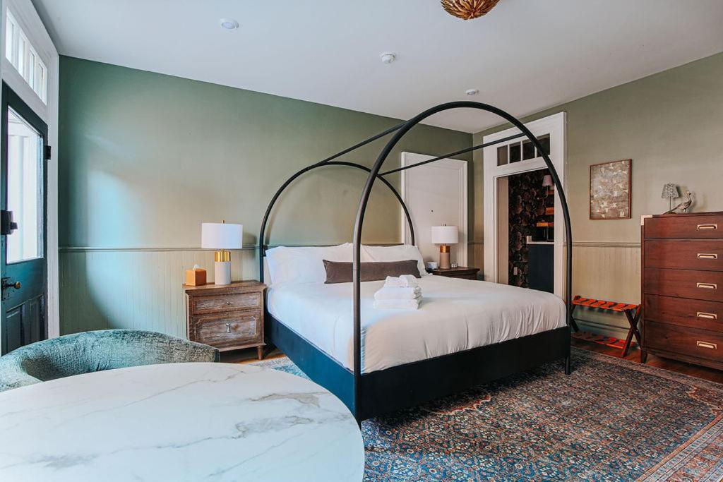 Barristers Row Hotel Staunton Phòng bức ảnh